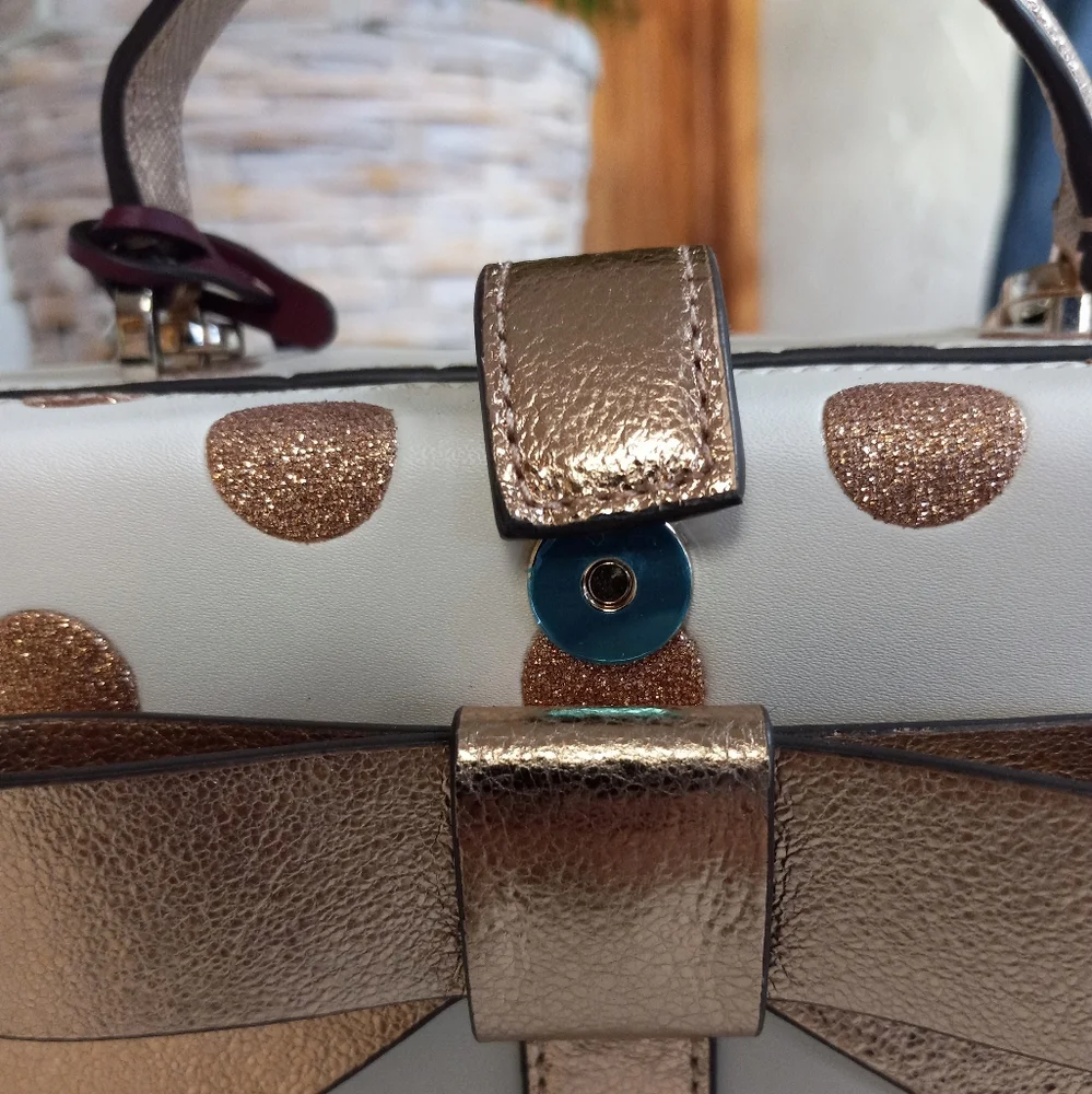 Kate Spade New York Crossbody Bag, Wrapping Party Gift Box. Parchment & Gold